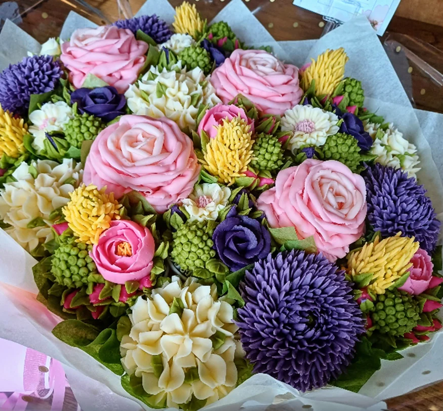 Peplow Hall Floral Bouquet Cupcakes