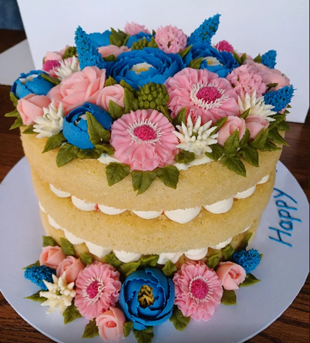 Peplow Hall Naked Cake